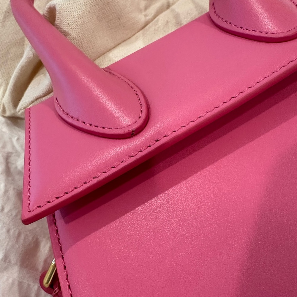Jacquemus Le Chiquito Moyen Top-Handle Bag - Picture 8 of 12